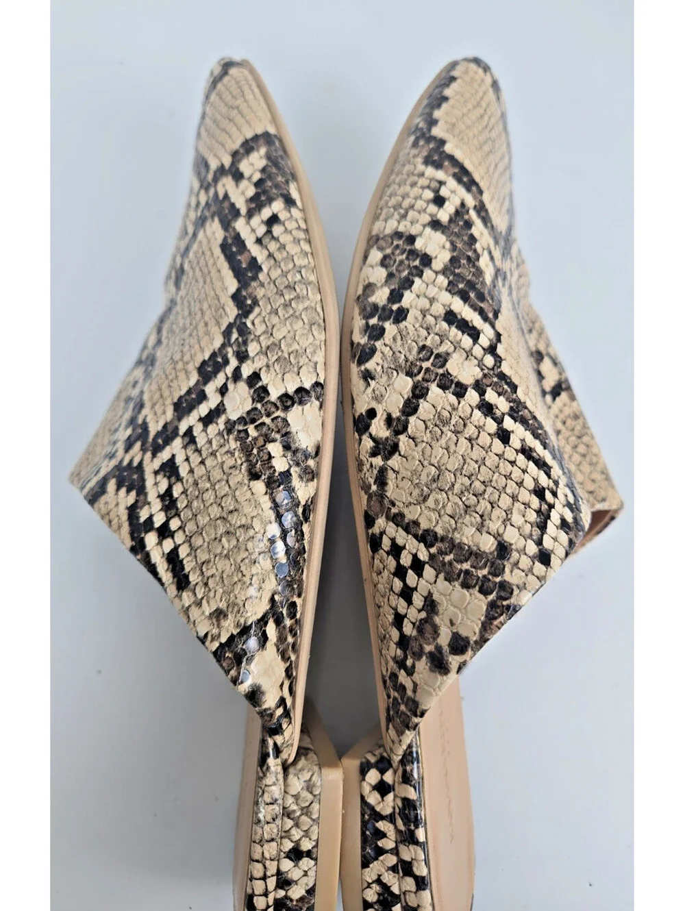 Banana Republic Gray Leather Snake Print Slide Flats Mules Almond Toe US 6
